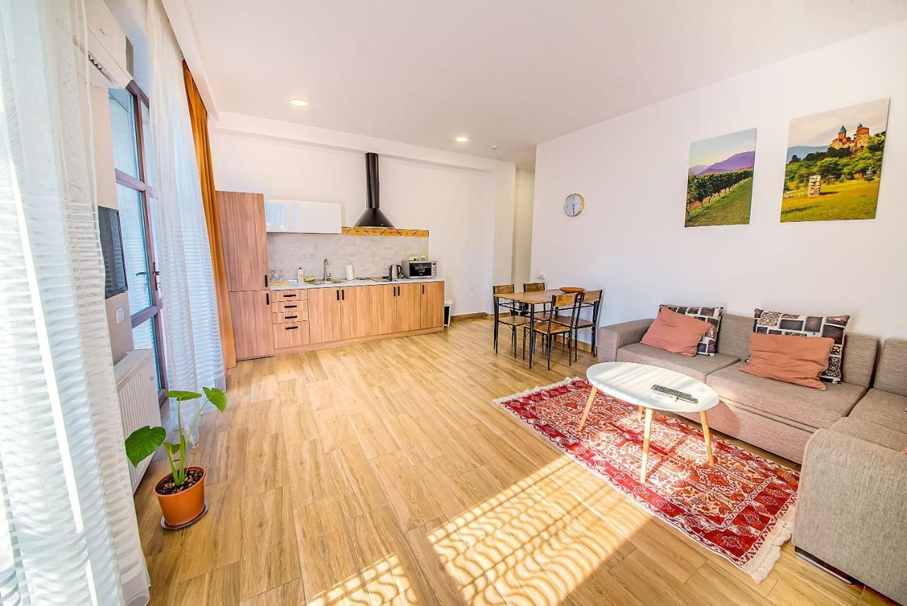 Bfg Suites Apartments Тбилиси Экстерьер фото