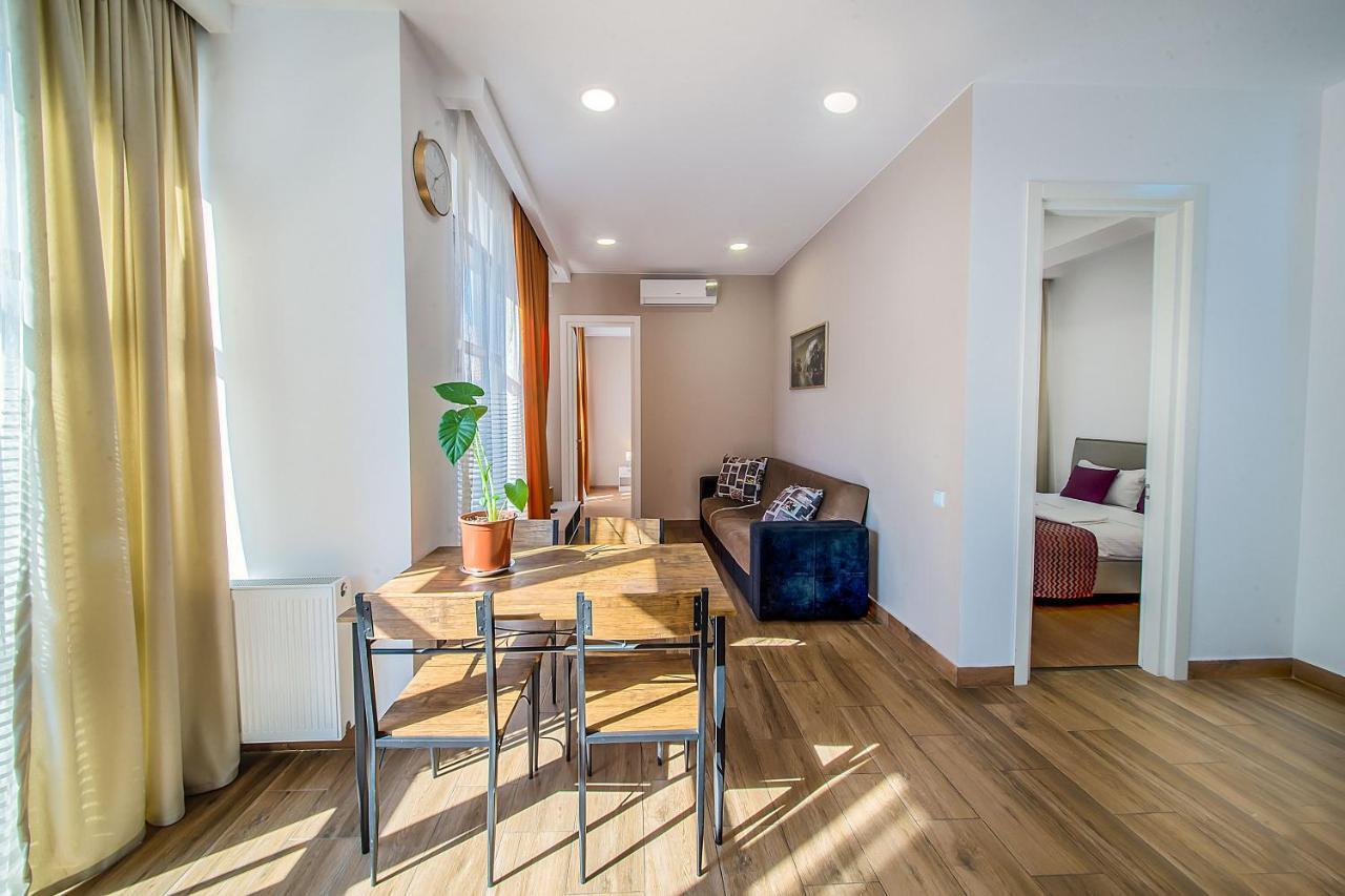 Bfg Suites Apartments Тбилиси Экстерьер фото