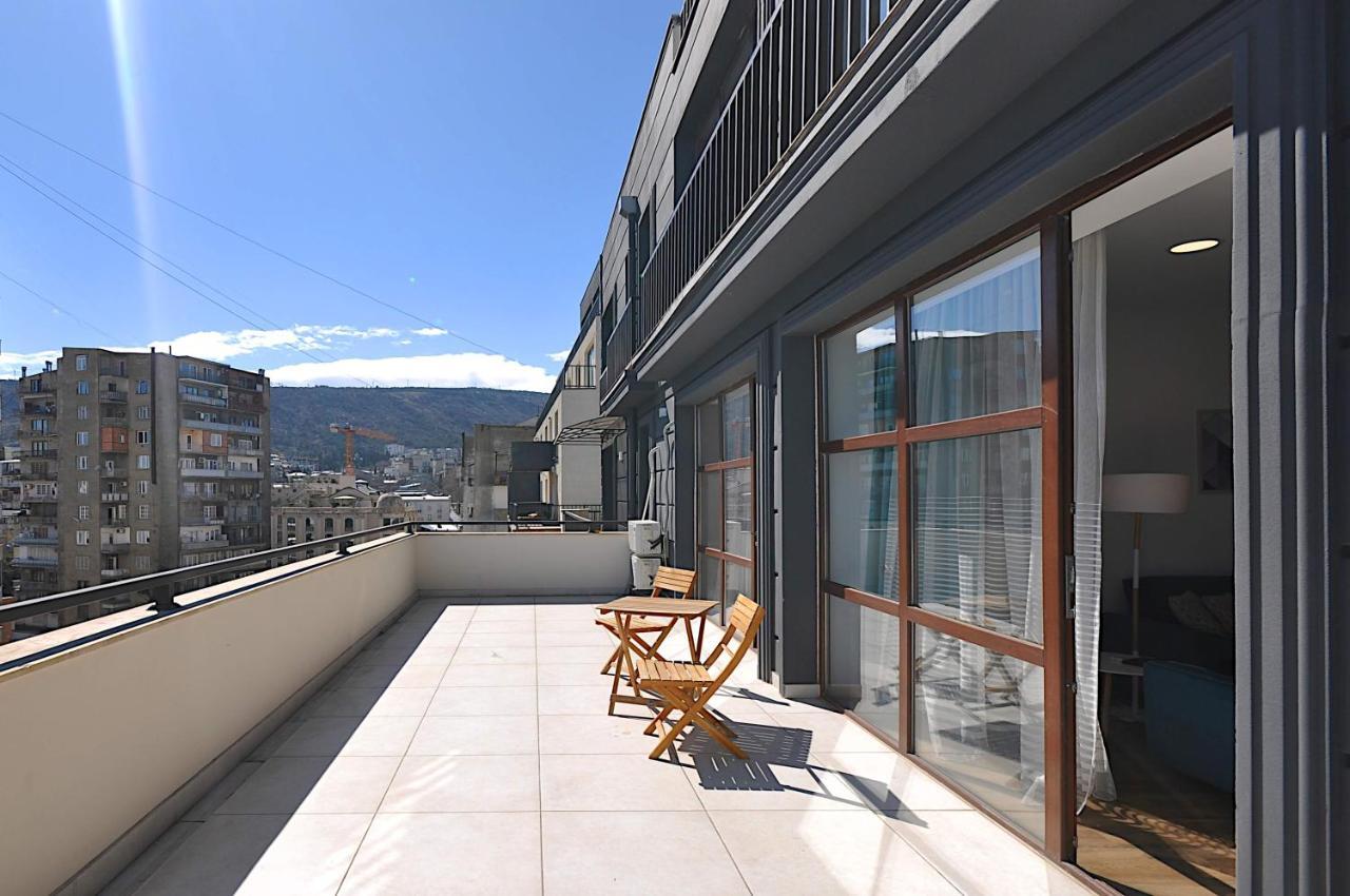 Bfg Suites Apartments Тбилиси Экстерьер фото